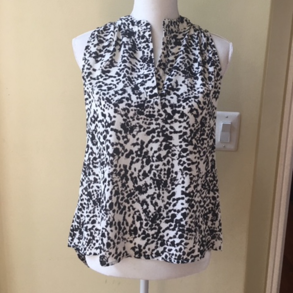 Roses & Olive Leopard Print High-Low Hem Top